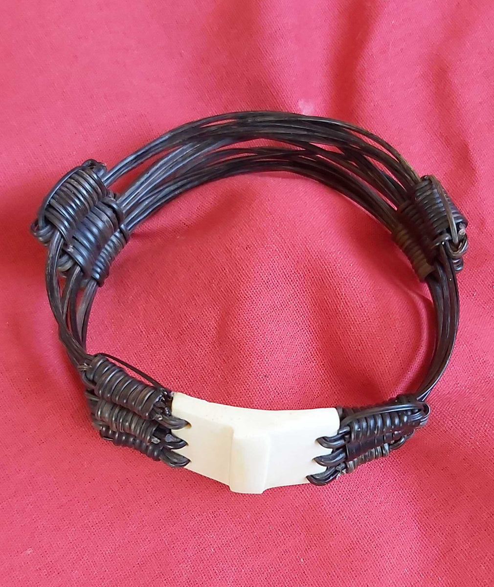 FC8 Elephant Hair & Warthog Tusk – Just Elephant