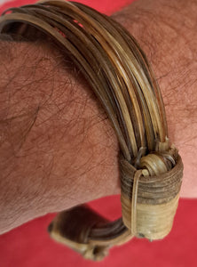 JEW5 White/brown elephant hair bracelet 3.5" diameter