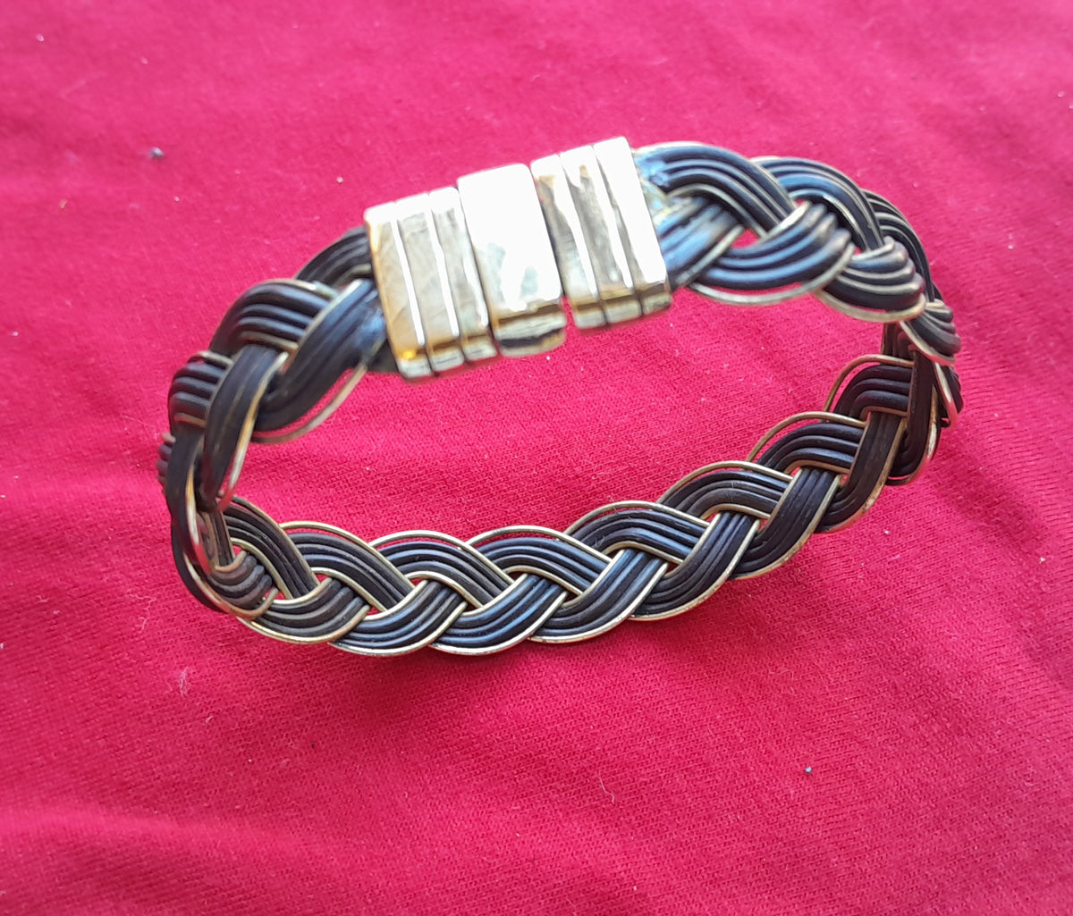 MEG16 Gold Braided elephant hair bracelet – Just Elephant