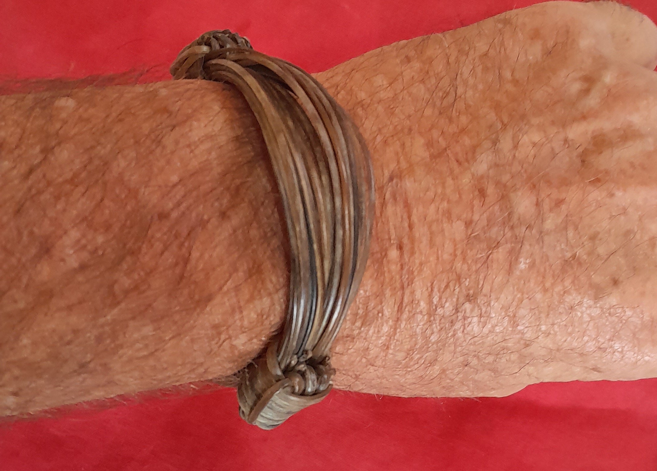 JET2 Unique thickest brown elephant hair bracelet 3.5" diam