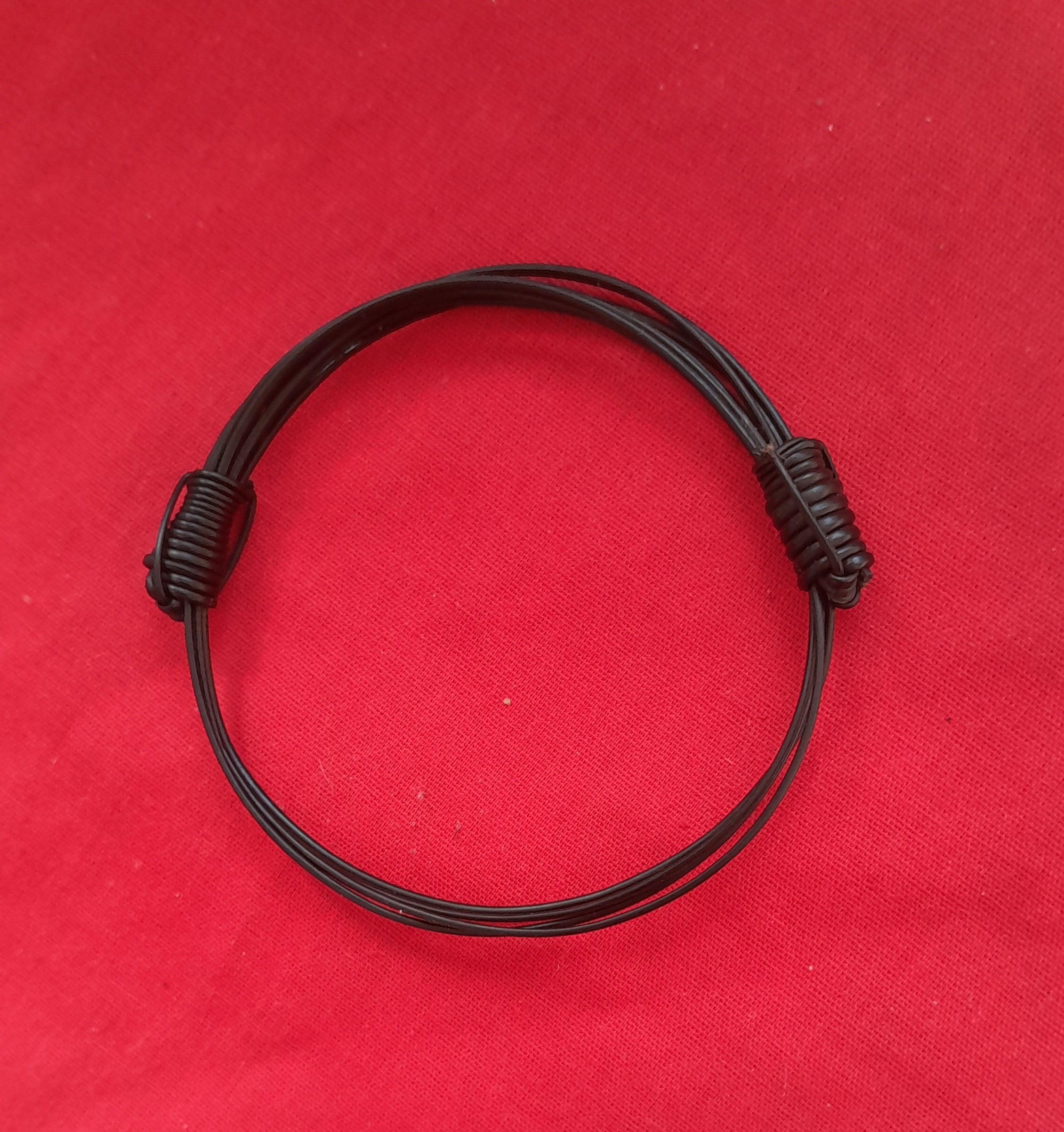JE255 Traditional double sliding knot 4 elephant hair bracelet