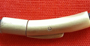 TEM2 Unique clasp and elephant hair bracelet