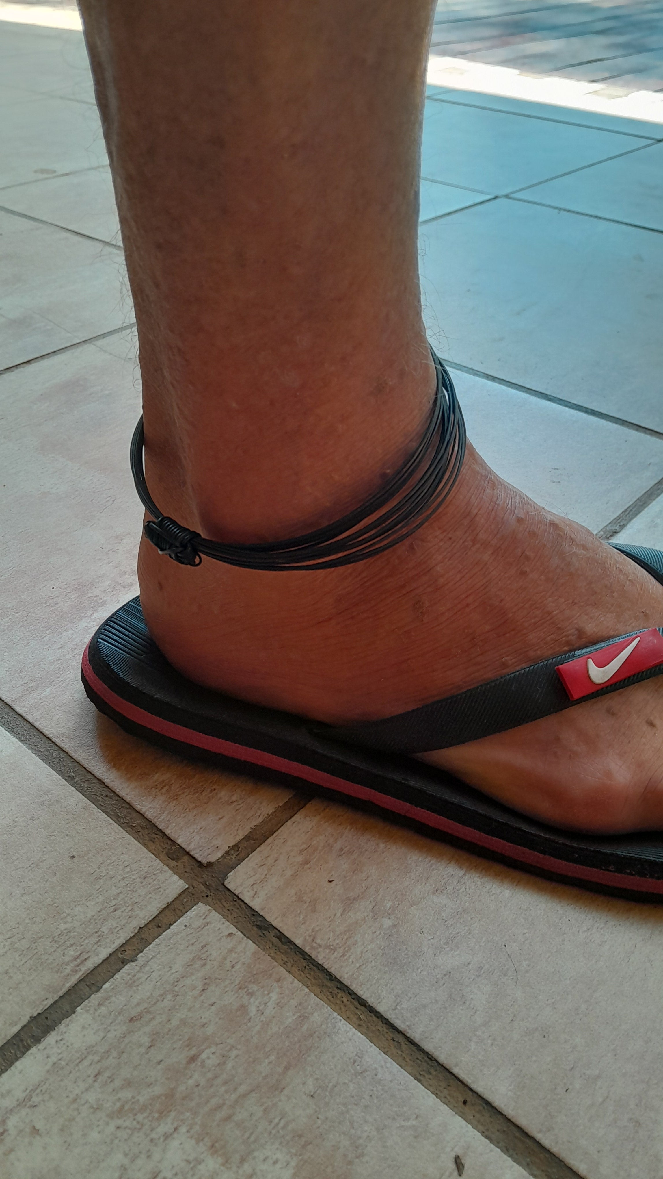 AB1 Genuine elephant hair ankle bracelet