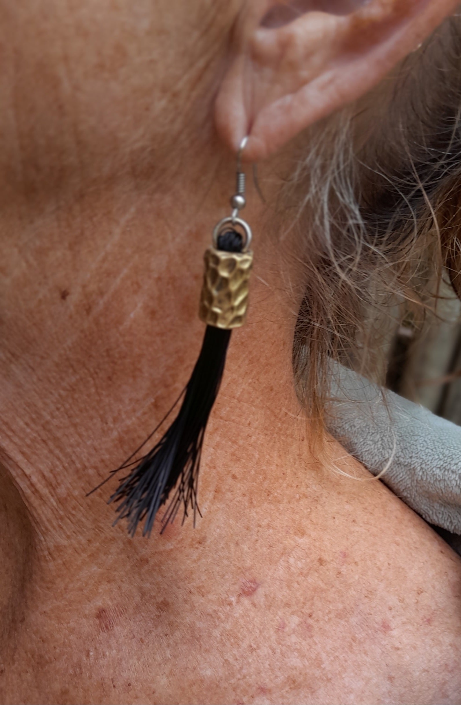 SE2 Earrings with genuine giraffe hair