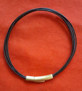 TEM2 Unique clasp and elephant hair bracelet
