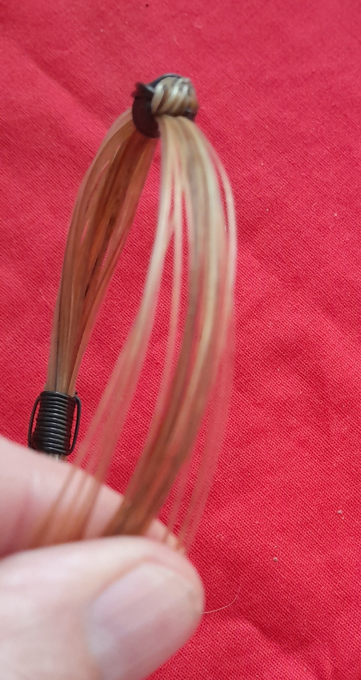 GIR12 Genuine white giraffe hair bracelet with elephant hair knots.