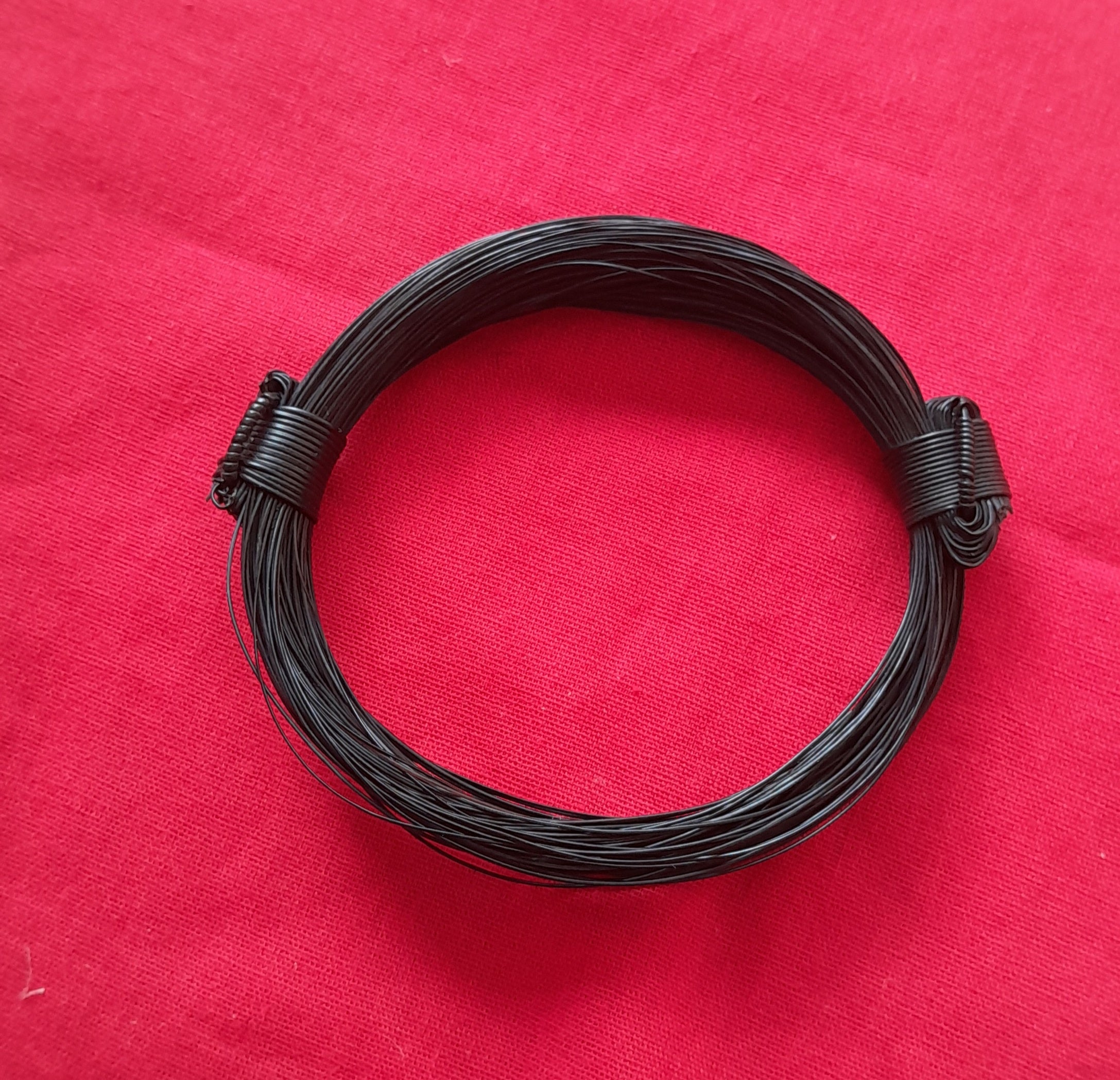 GIR7 2 Knot Genuine Giraffe Hair Bracelet (90 hairs)