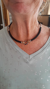 NEC1 Elephant hair necklace.