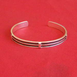 Lee's Collection #3 - 2 strands of thick elephant hair encased in a sterling silver band.